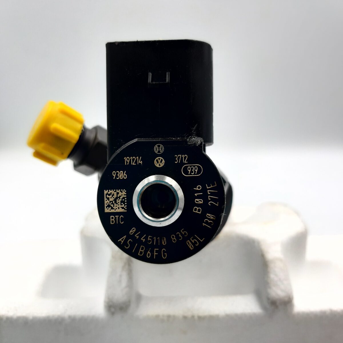 Regenerowany wtryskiwacz 0445110835, 0445110834, 05L130277E AUDI SKODA