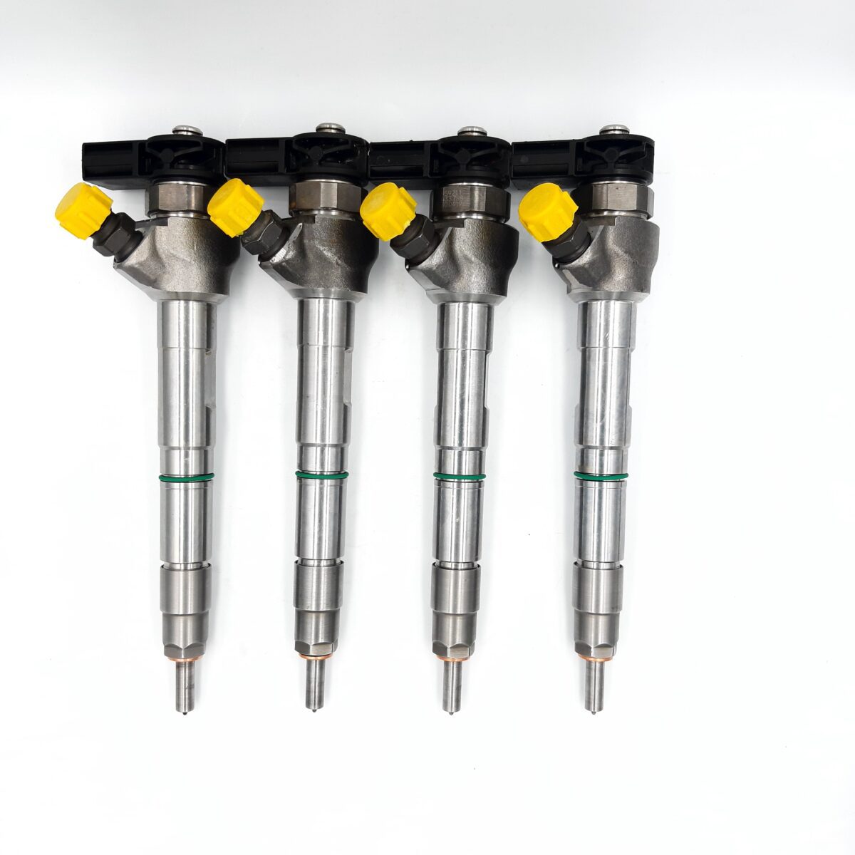 Nowy wtryskiwacz 0445110835, 0445110834, 05L130277E AUDI, VW, SKODA