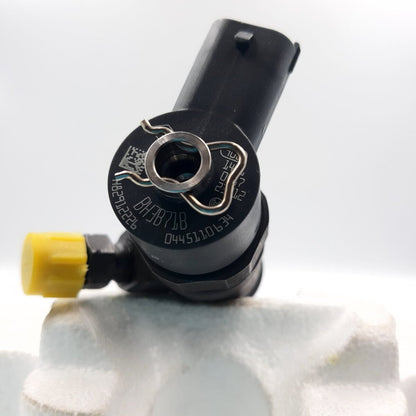 Nowy wtryskiwacz 0445110634, 0445110375 OPEL RENAULT